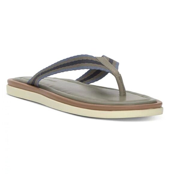 NWT Vince Camuto Casual Surf Sandal (8) "Nelt" Eclipse - Picture 1 of 5